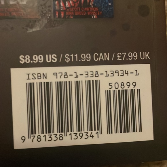 Five Nights At Freddy’s - The Freddy Files book - Picture 3 of 3